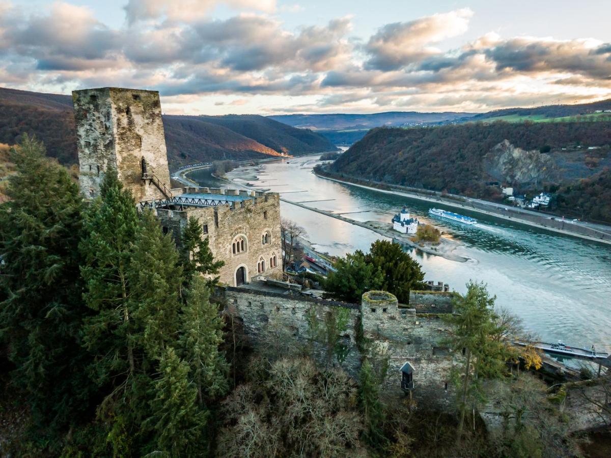 Burg Gutenfels Kaub Buitenkant foto